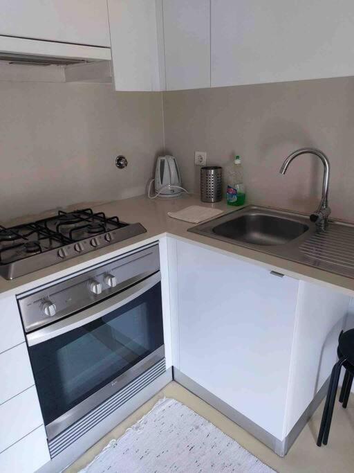 Modern And Spacious In Apartment Lissabon